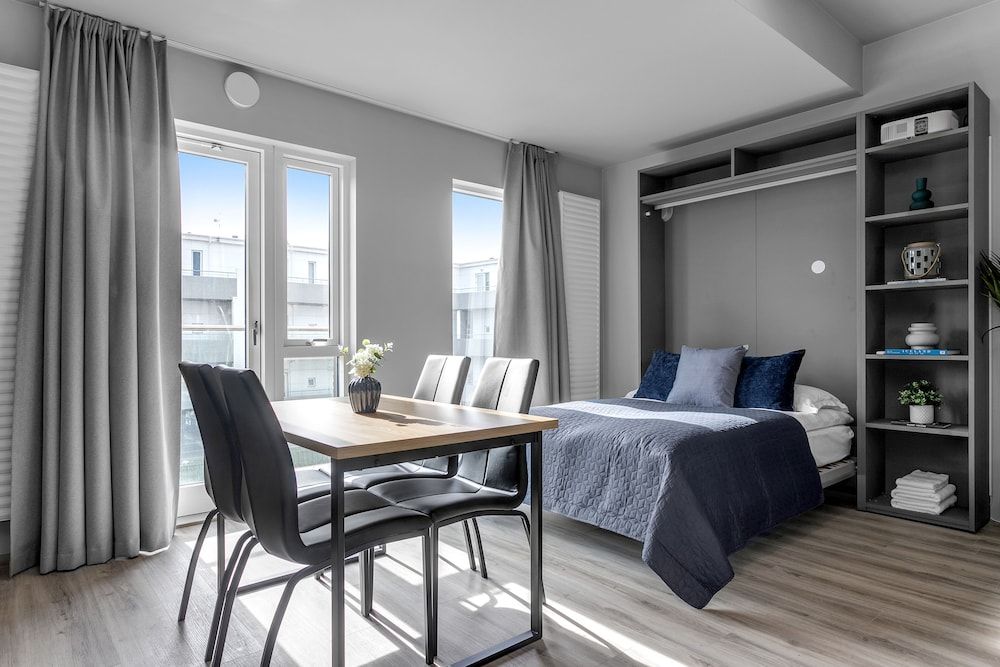 B18 Apartments 2