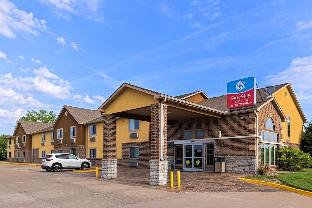 SureStay Plus Hotel by Best Western Kearney Liberty North 1