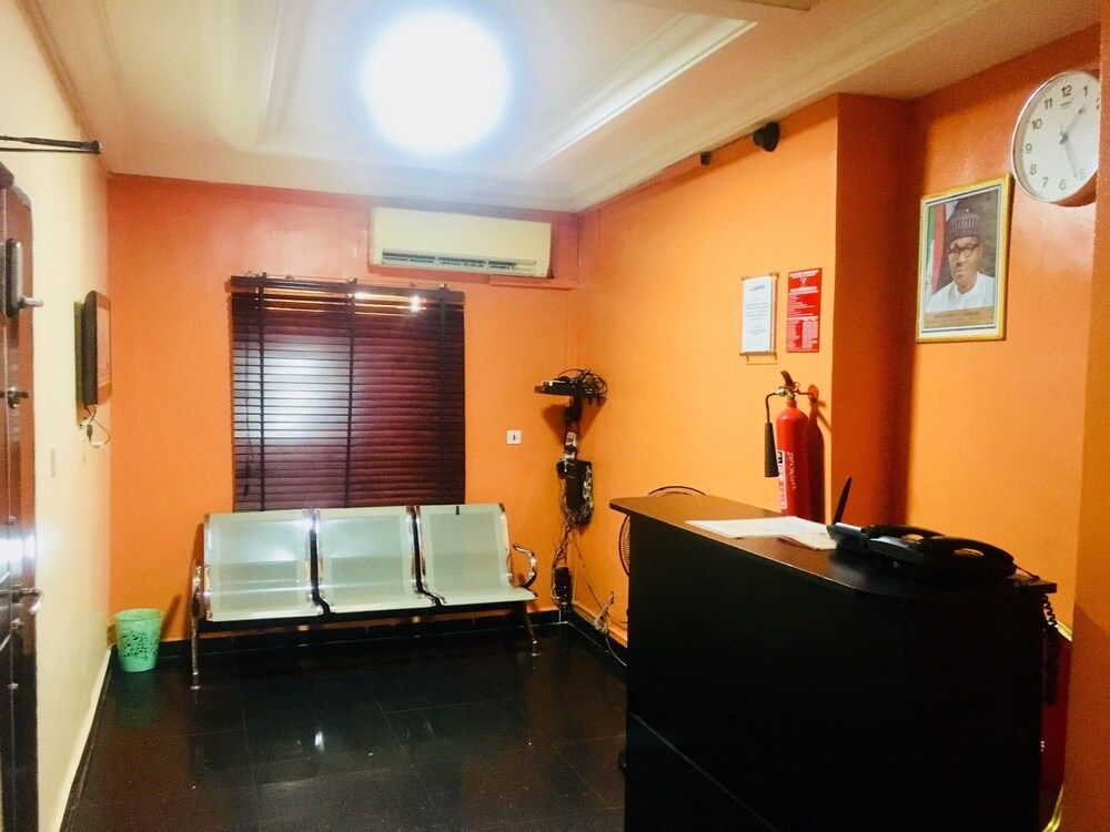Esporta Hotel Yaba 2