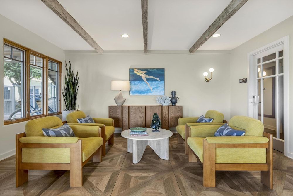Best Western Plus Beach View Lodge Carlsbad 2