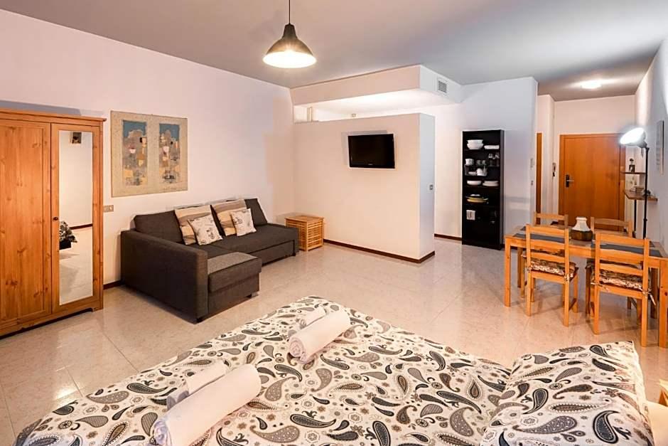 MAMA Apartments 1