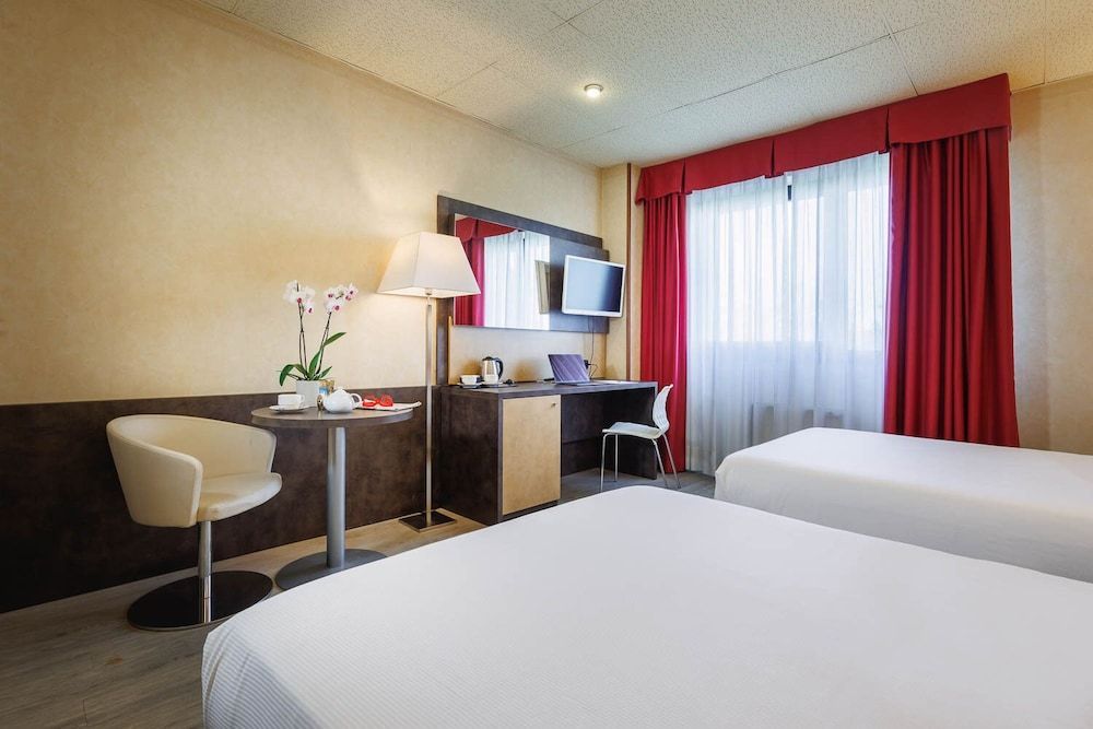JR Hotels Bologna Amadeus 1