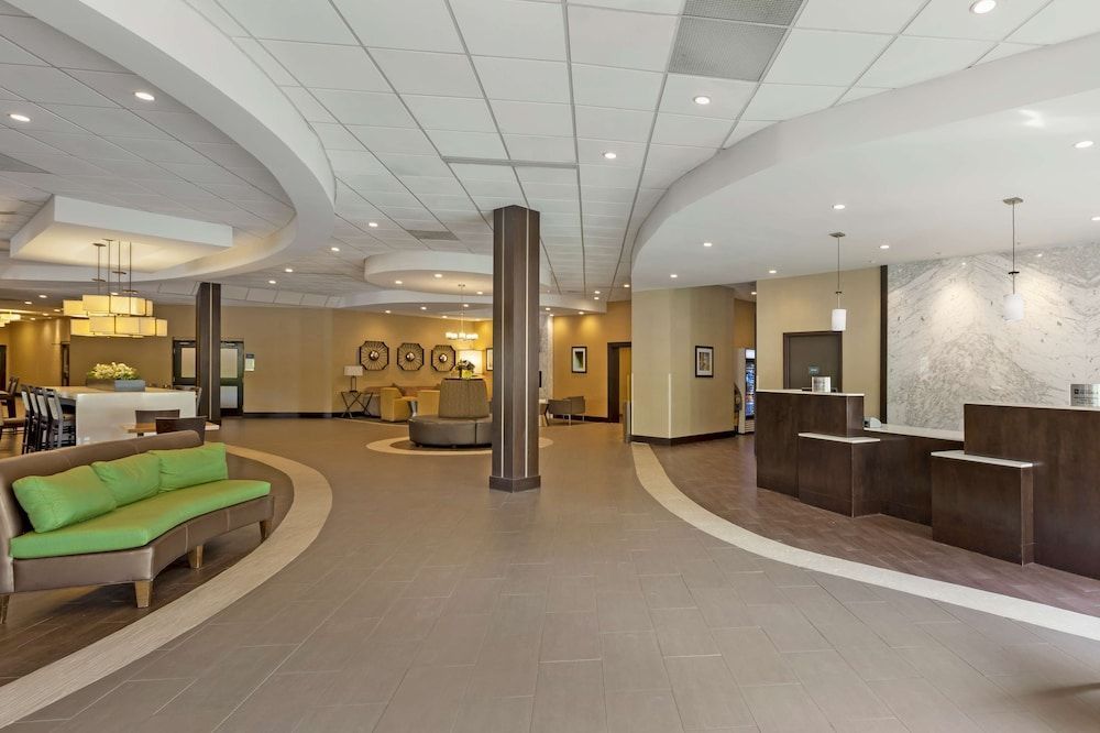 Best Western Plus Leamington Hotel & Conference Centre 2