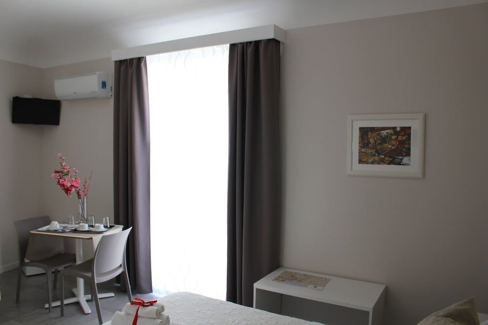 Triscele Glamour Rooms 2