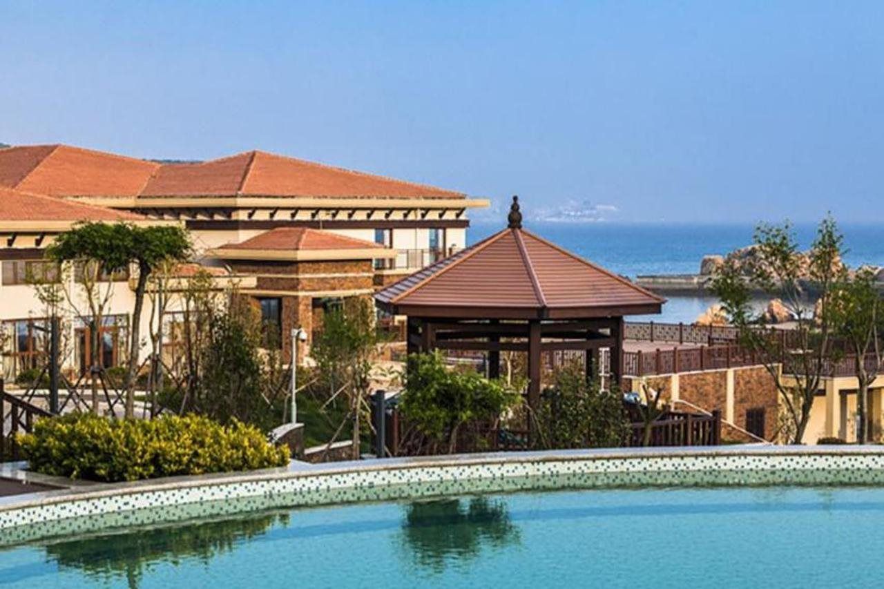 Ramada by Wyndham Shengsi Beach Resort 2