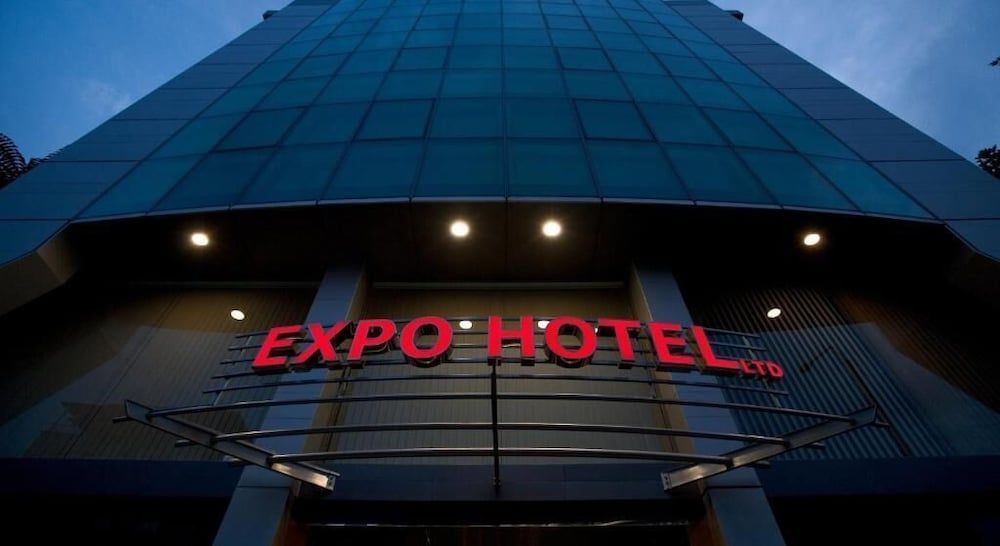 Expo Hotel 1
