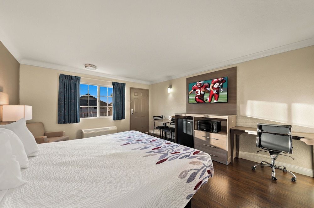 Red Roof Inn Los Angeles – Bellflower 1