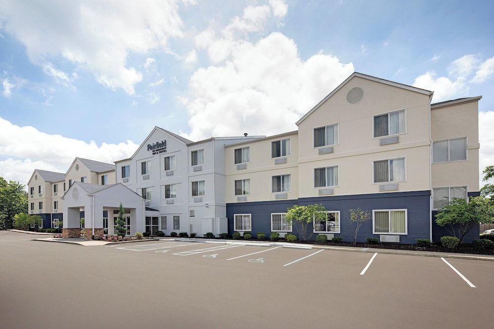 Fairfield Inn & Suites Indianapolis Airport 1