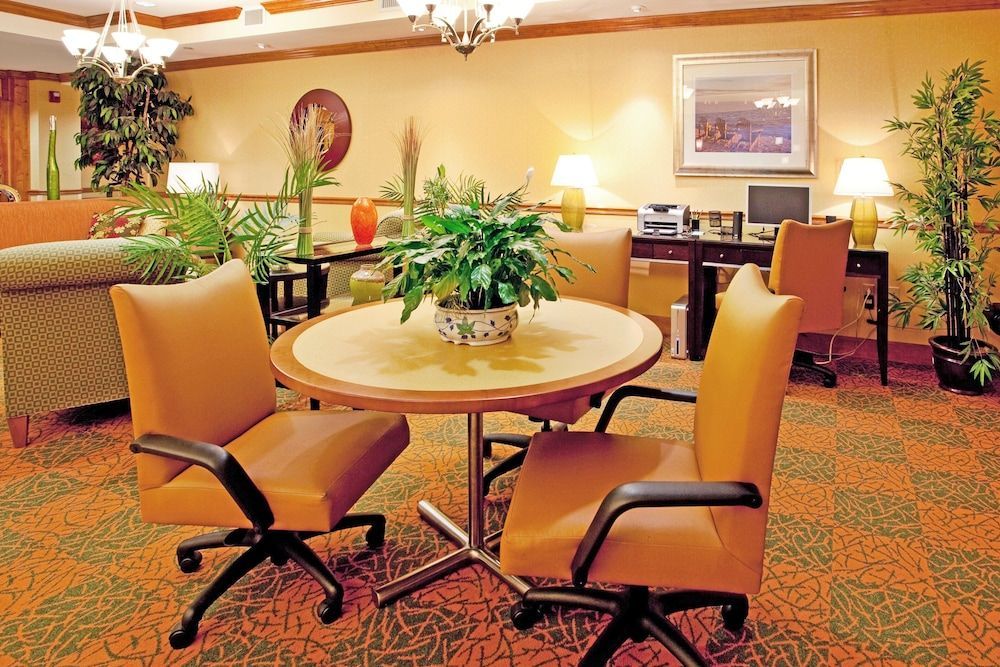 Holiday Inn Express & Suites CHARLESTON-NORTH by IHG 1