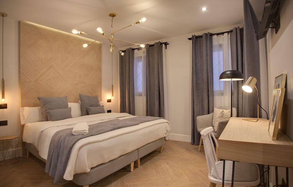 SUITES YOU Soho 2