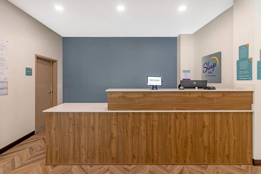 Sleep Inn & Suites 2