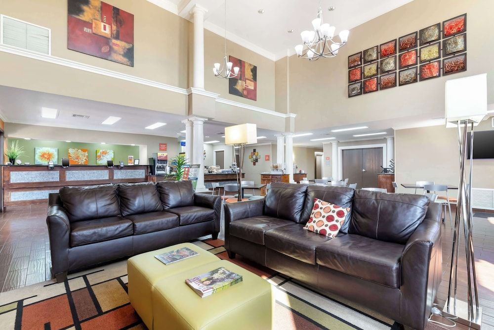 Best Western Inn & Suites New Braunfels 2