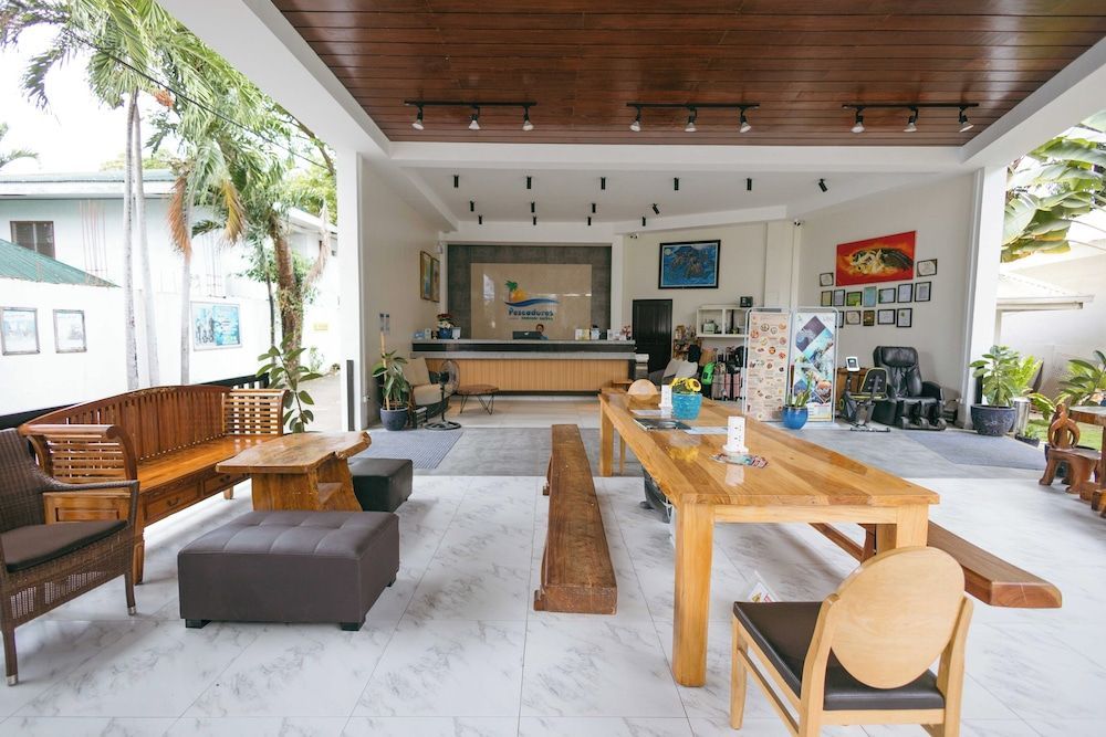 Pescadores Suites Moalboal 2
