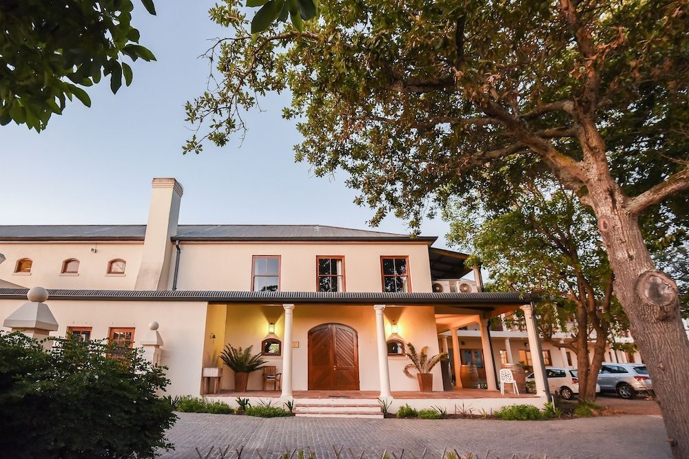 Lovane Boutique Wine Estate and Guesthouse 1
