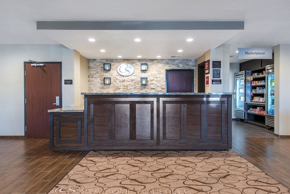Comfort Suites Denver International Airport 2