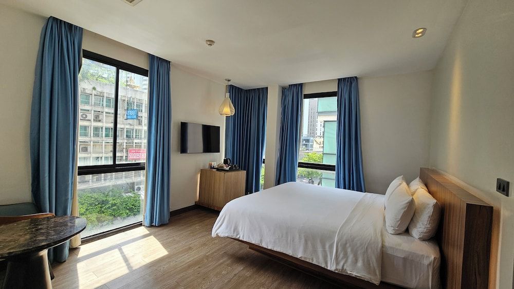 UNO Express Asoke Sukhumvit Bangkok 1