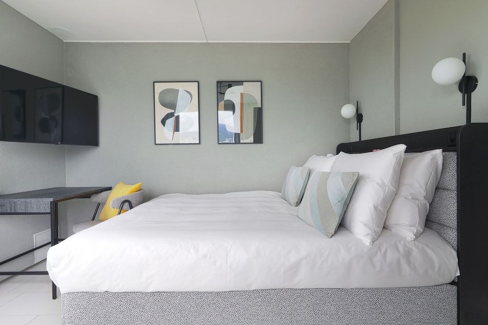 Numa Zurich Turi 2