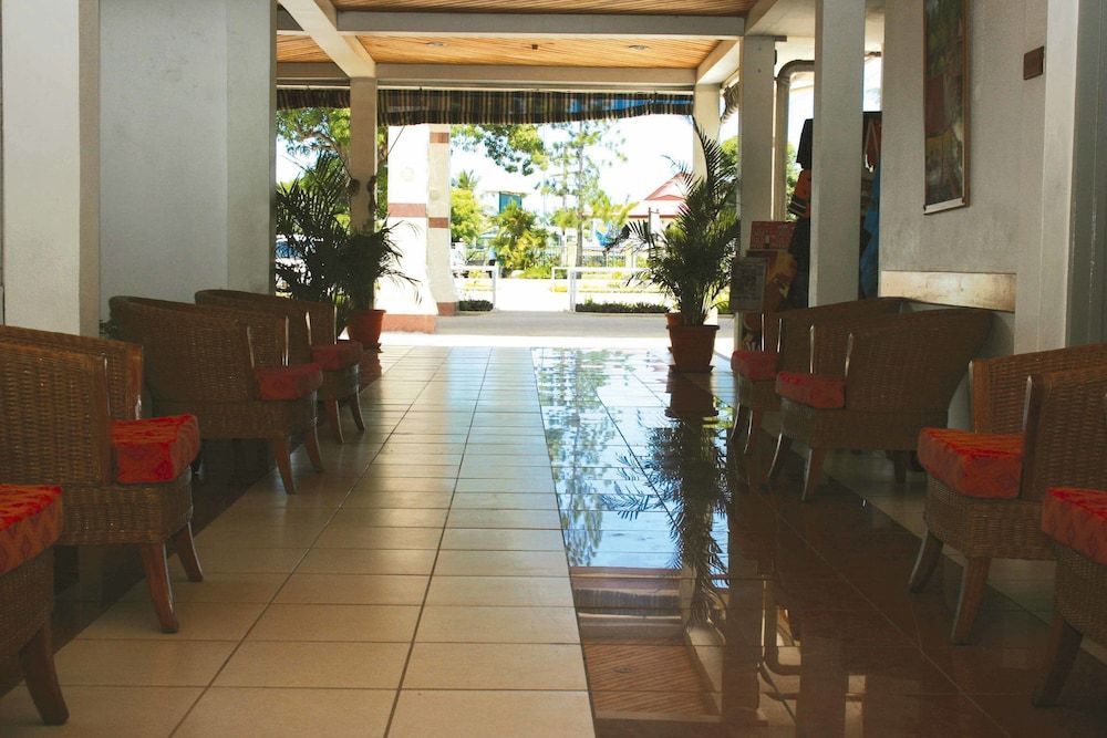Hexagon International Hotel, Villas & Spa 2