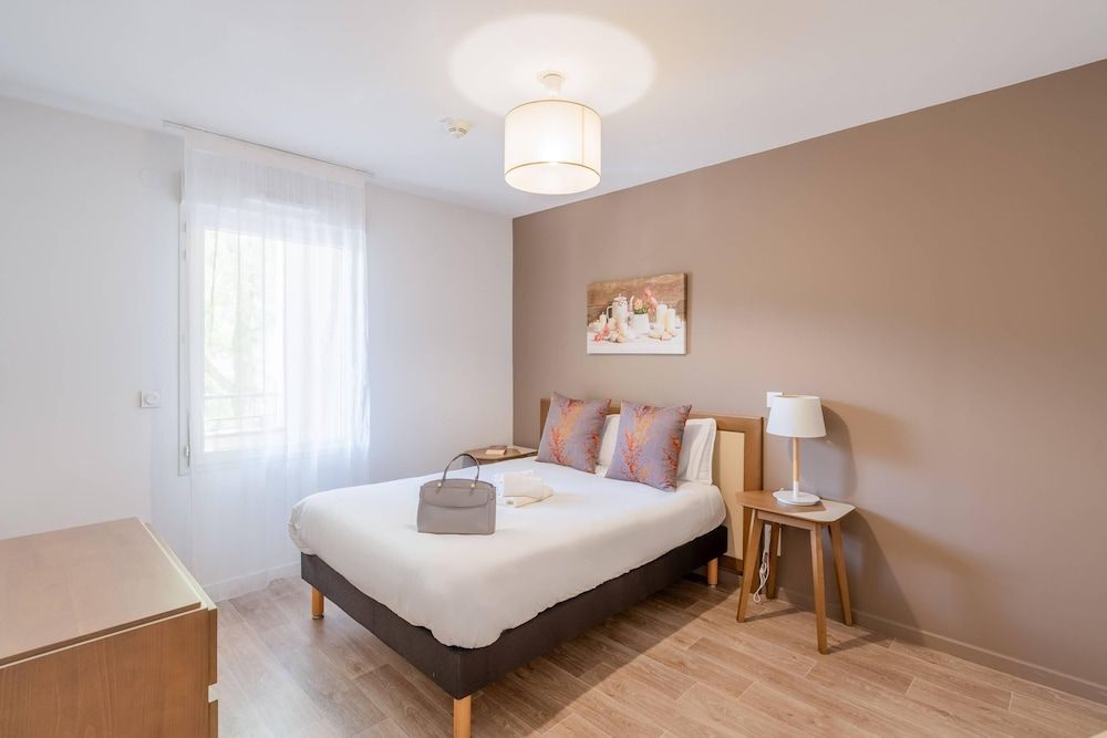 Quality Aparthotel Lyon L'Isle-d Abeau 1