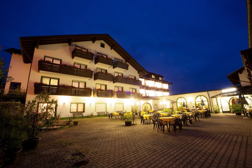 Urlaubshotel Binder 1