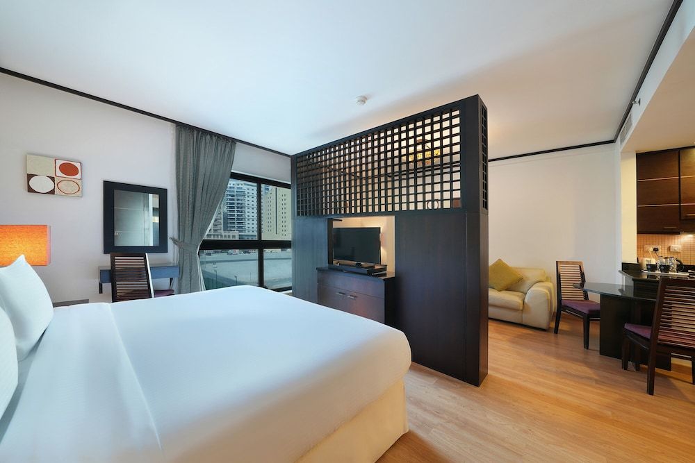 Park Apartments Dubai, an Edge By Rotana Hotel 1
