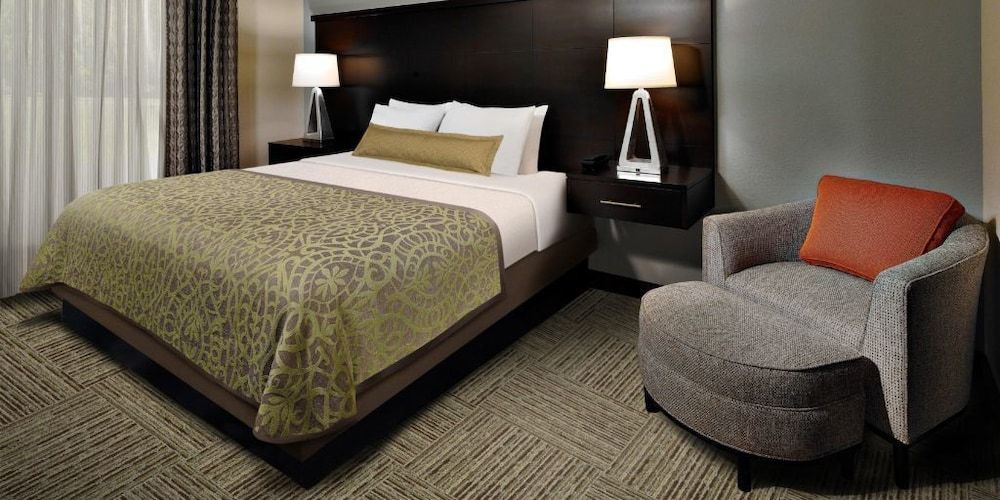 Staybridge Suites LAKE JACKSON by IHG 1