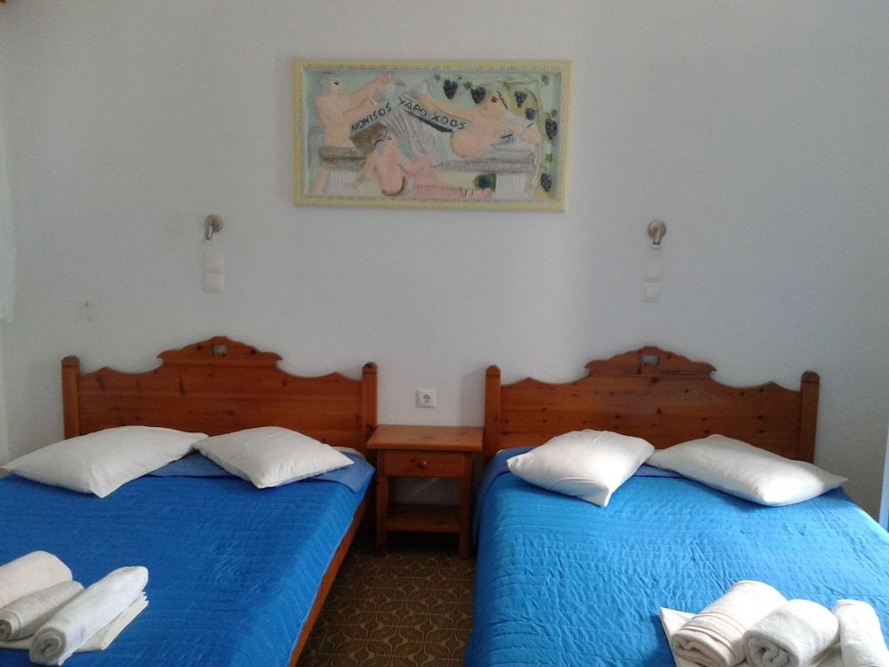 Hotel Perissa 2