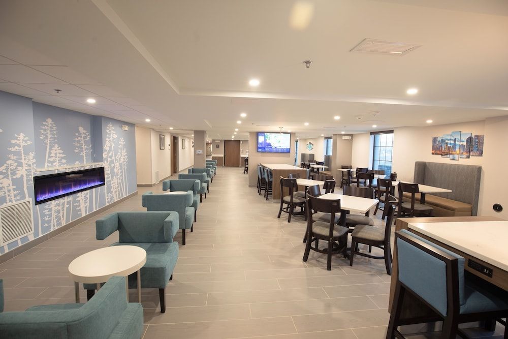 MainStay Suites Oakbrook Terrace - Chicago 2