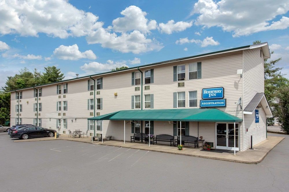 Rodeway Inn Asheville 1