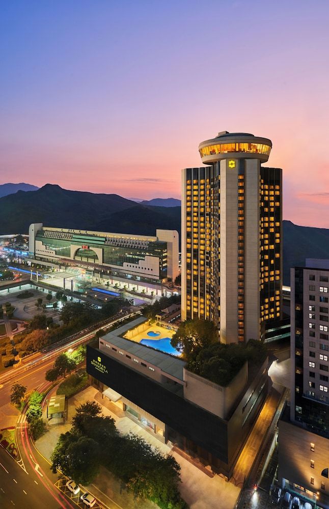 Shangri-La Shenzhen 1
