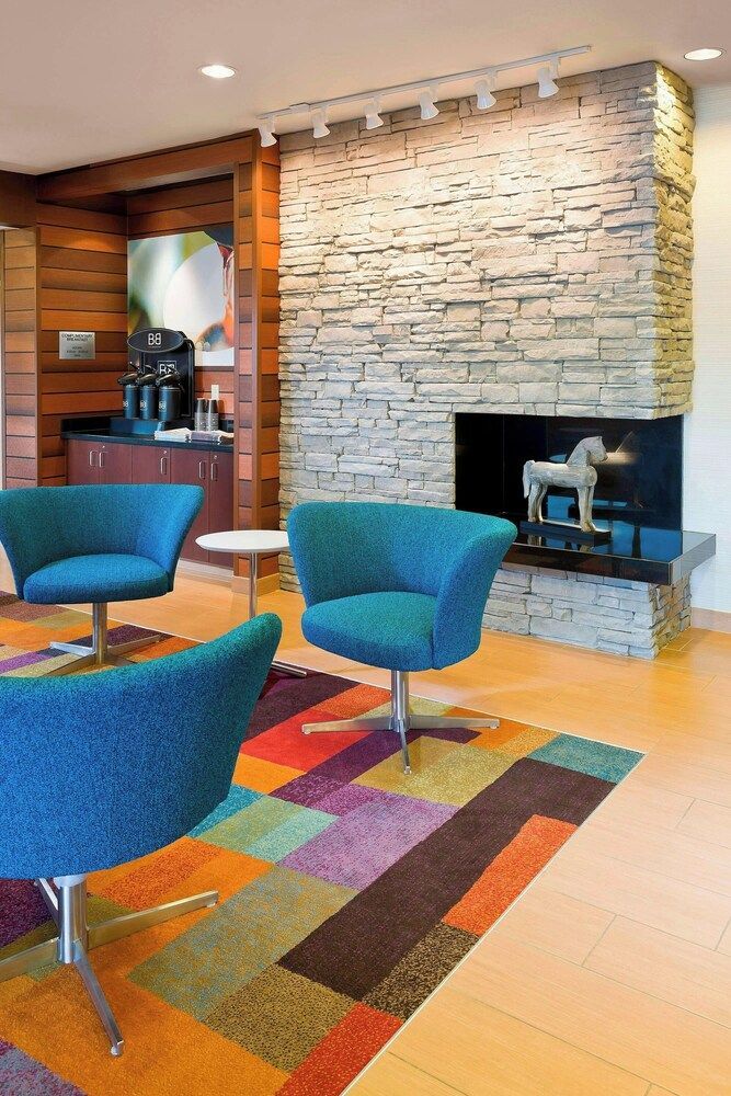 Fairfield Inn & Suites Lexington Keeneland Airport 2