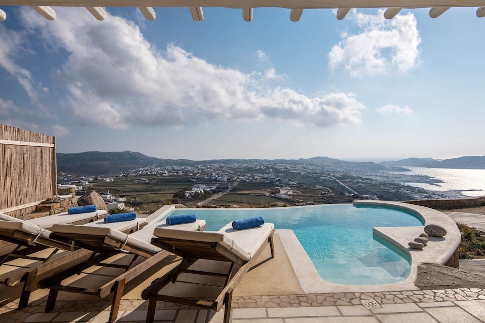 Mykonos Divino 2