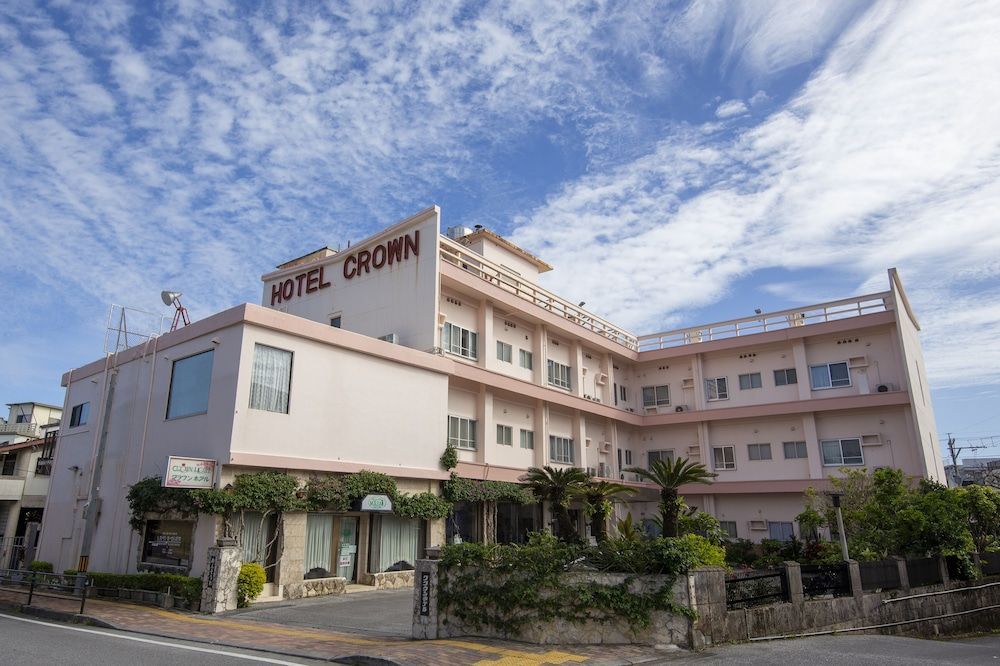 Crown Hotel Okinawa 1