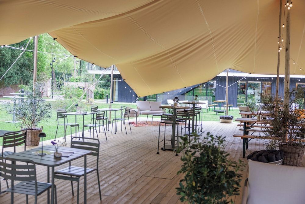 Bienheureux Hôtel & Restaurant 1