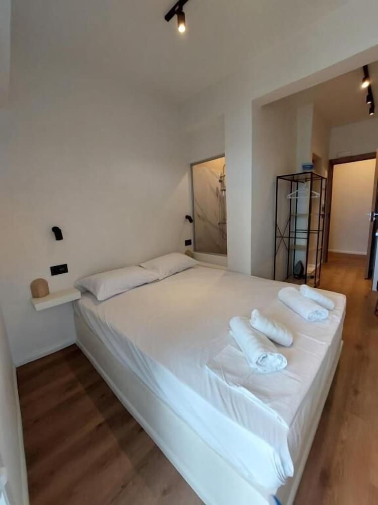 Chavalon Apartments 2