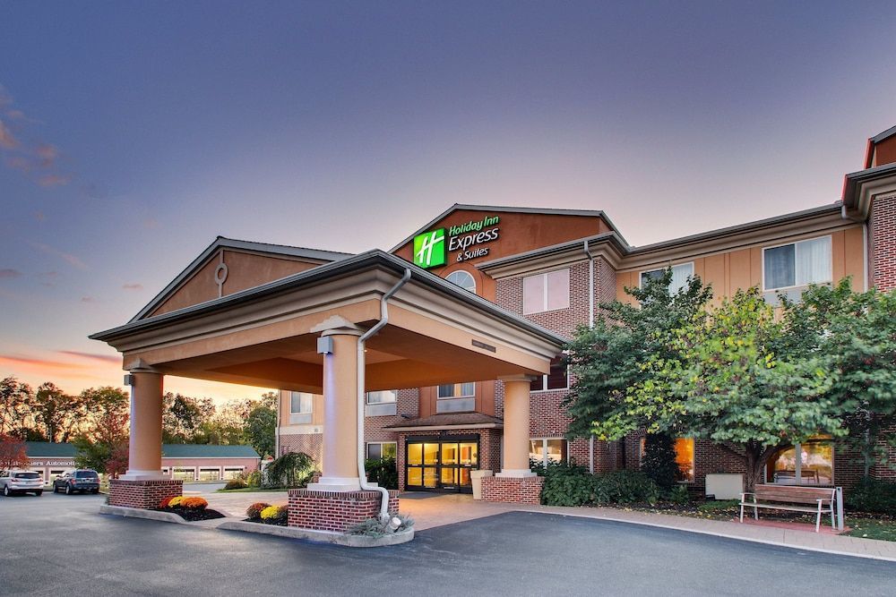 Holiday Inn Express & Suites LANCASTER-LITITZ by IHG 1
