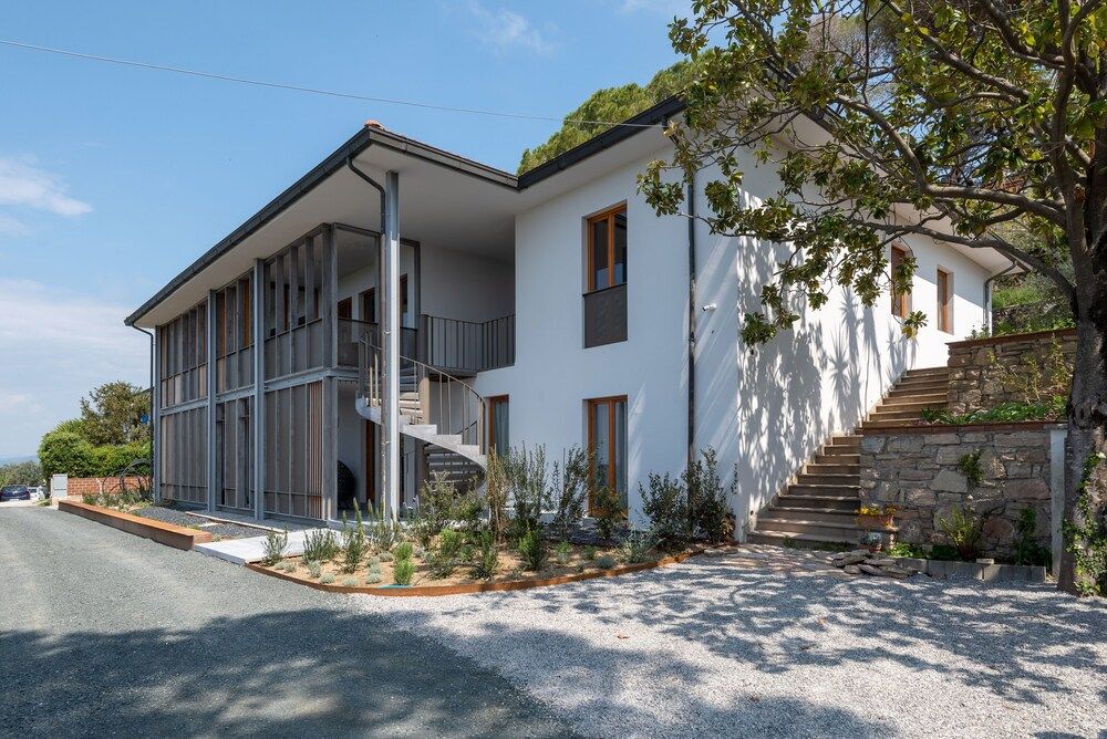 Villa Curiel 1