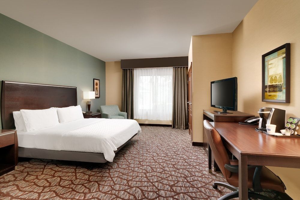 Holiday Inn Express & Suites BUTTE by IHG 1