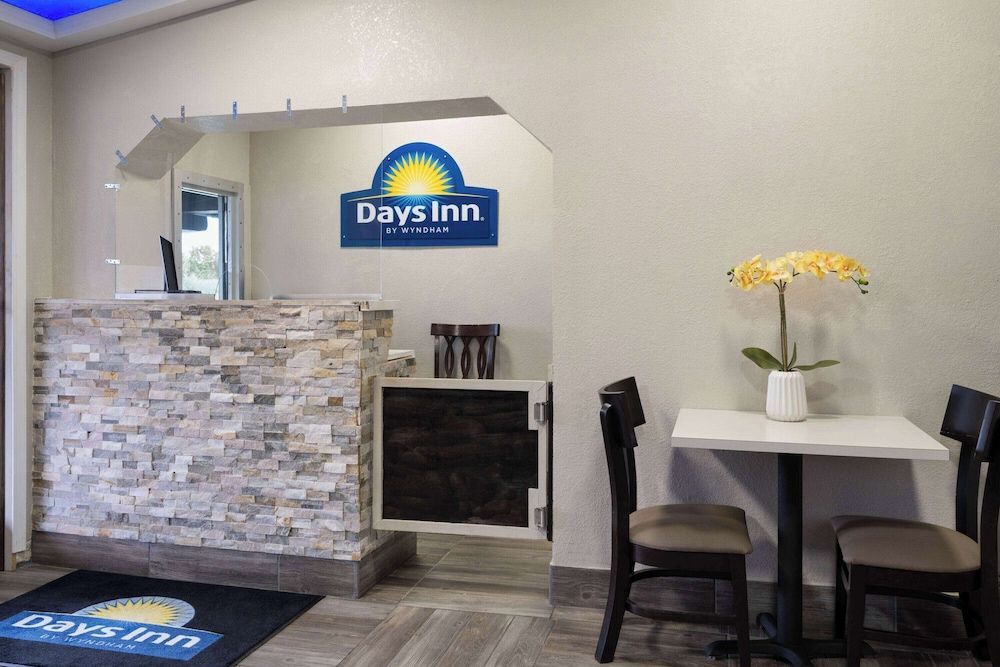 Days Inn by Wyndham Salisbury, NC 2