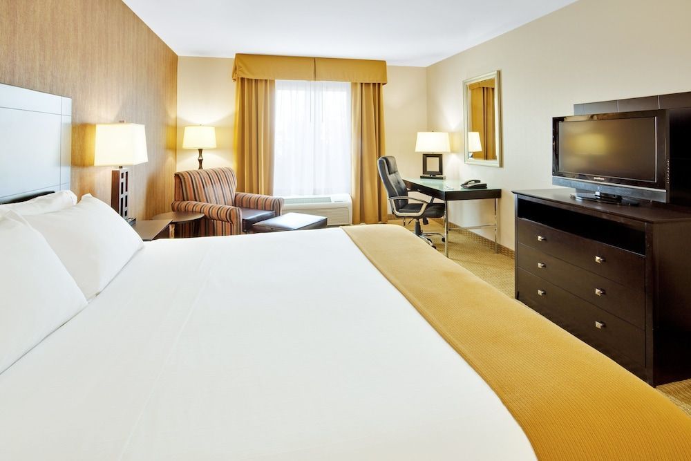 Holiday Inn Express & Suites LEBANON by IHG 2
