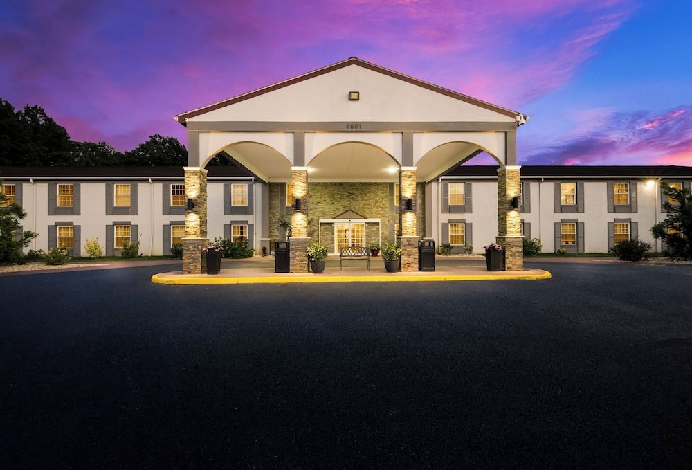 Red Roof Inn Dahlgren - Naval Base 1