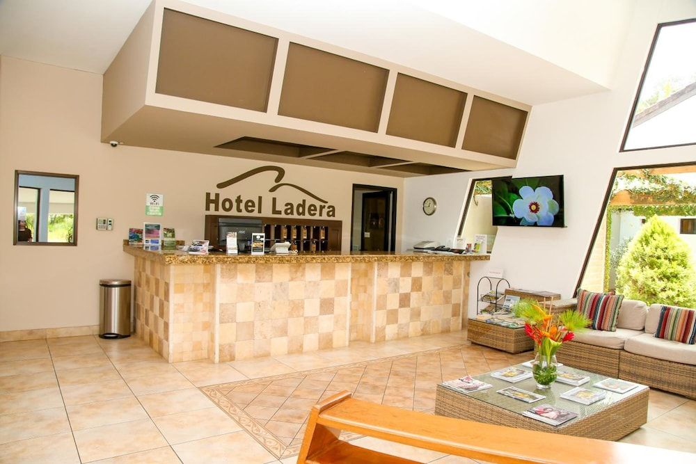 Hotel Ladera 2