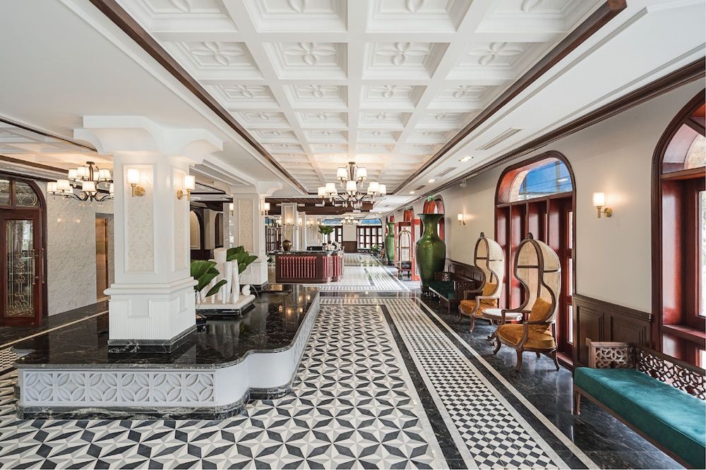 Grand Fleuve Boutique 2