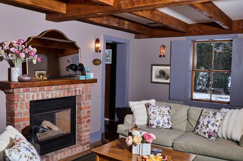The Olde Angel Inn 1