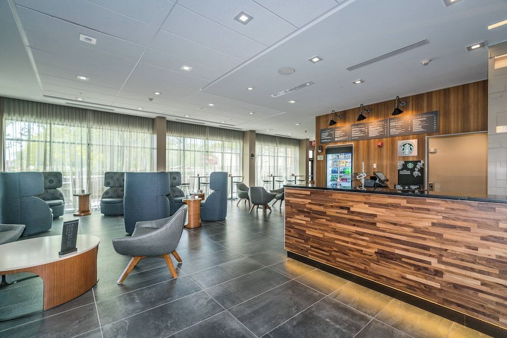 Courtyard by Marriott West Springfield 1