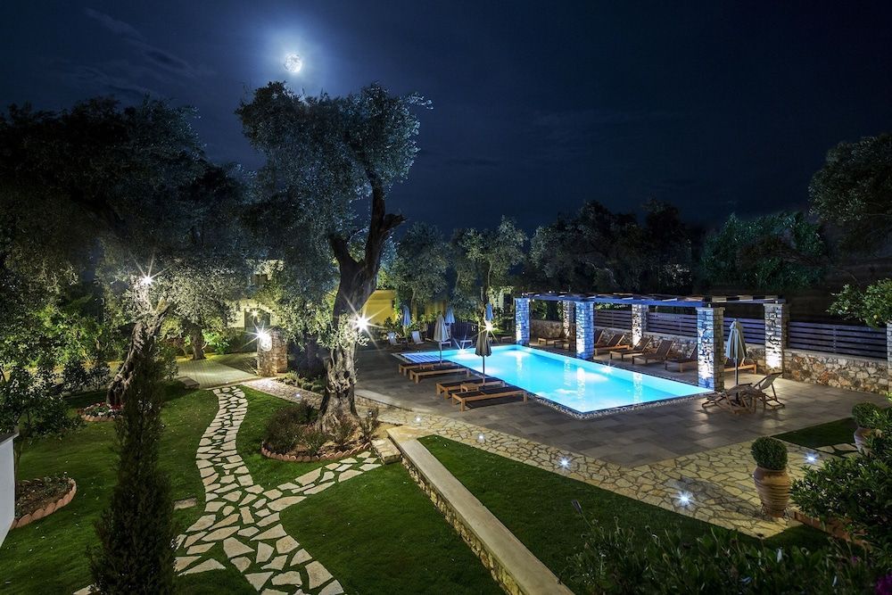Vassilis Guest House 1