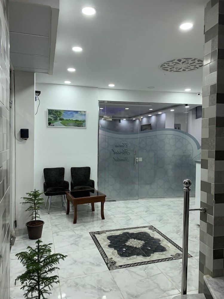 Venisia Tlemcen 2