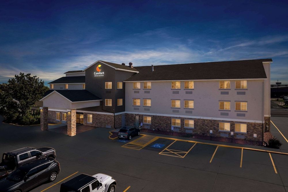 Comfort Inn & Suites Greeley 1