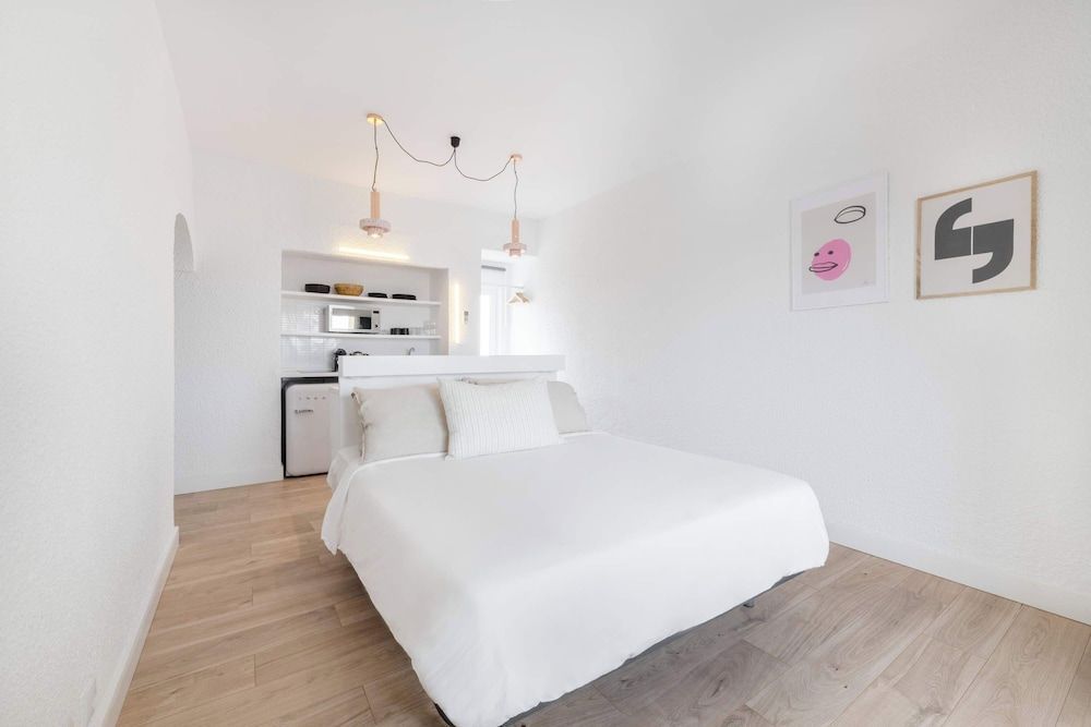 Equador Superior Suites by Olala Homes 2