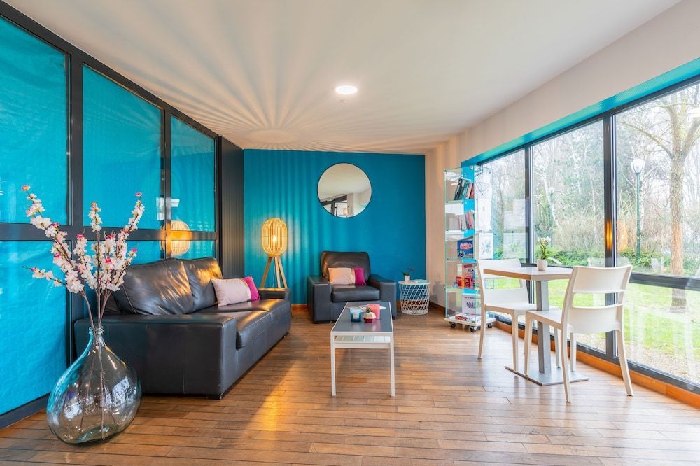 Zenitude Hôtel-Résidences Magny-les-Hameaux 2